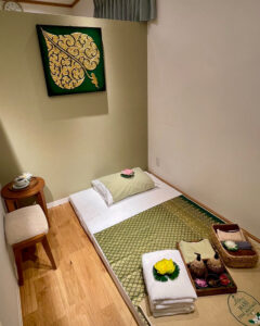 店内 マリ タイマッサージ | 上野 御徒町