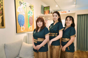 スタッフ 上野 御徒町 タイ古式マッサージ | マリ